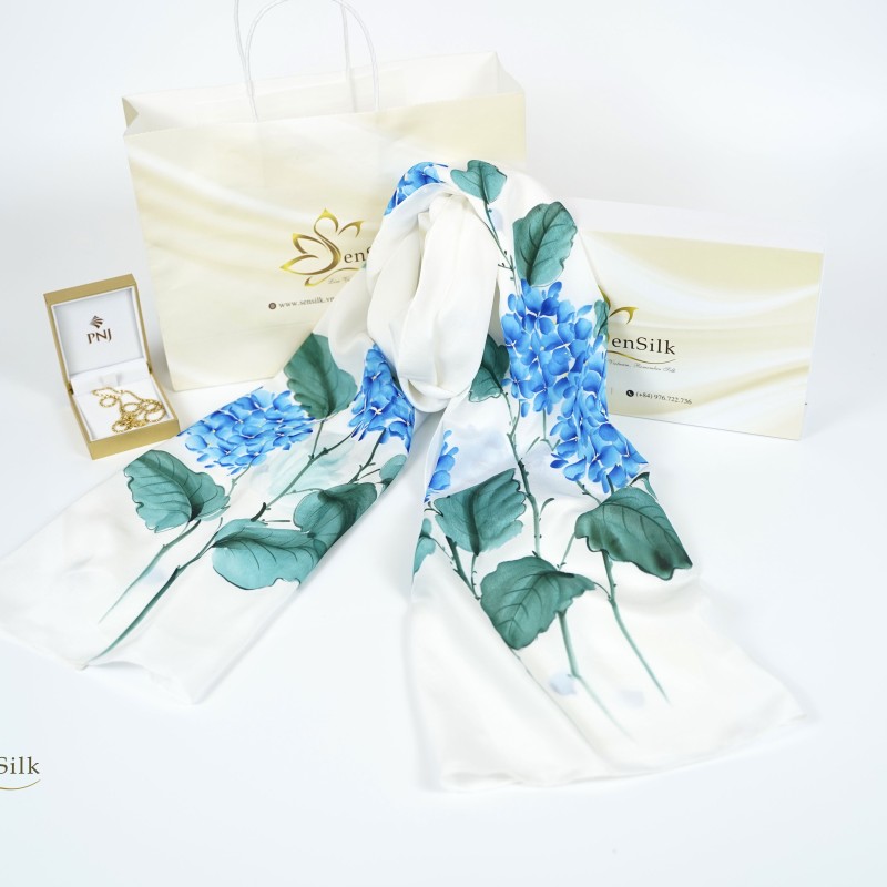 Sen Silk Scarf with Hand Painted - Khăn Quàng Cổ Cao Cấp Cẩm Tú Cầu