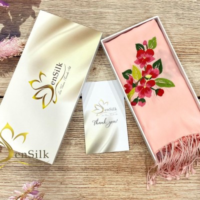 Khăn Lụa Truyền Thống Thêu Tay Hoa Đào SenSilk