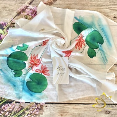 Khăn Lụa Cao Cấp Vẽ Tay Hoa Súng SenSilk - Vietnam Silk Painting