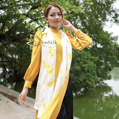 Khăn Lụa Quà Tặng Cao Cấp Việt Nam Vẽ Tay Mai Vàng - SenSilk Hand Painted