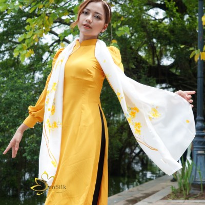 Khăn Lụa Quà Tặng Cao Cấp Việt Nam Vẽ Tay Mai Vàng - SenSilk Hand Painted