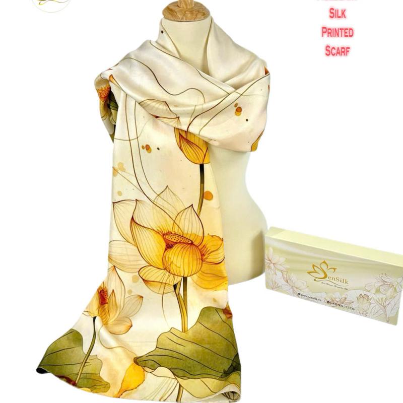✨ Khăn lụa Sắc Liên Xưa – Thanh khiết như hồn sen