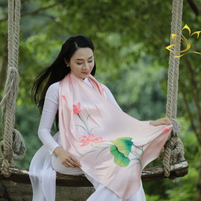 Lotus Silk Scarf Hand Painted - Khăn Lụa Truyền Thống Vẽ Handmade Sen Hồng